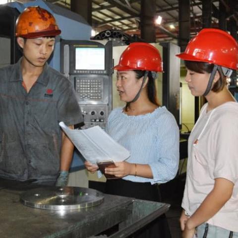 2025热血客户端怎么选？微端原版区别大揭秘，防坑指南