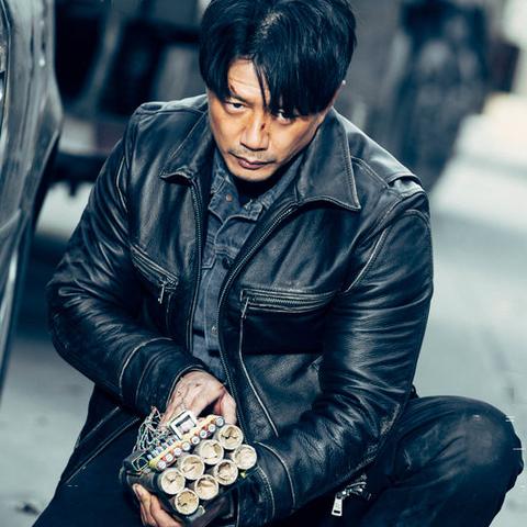 别只看热闹！深挖CF官网视频隐藏的爆破上分技术与版本答案