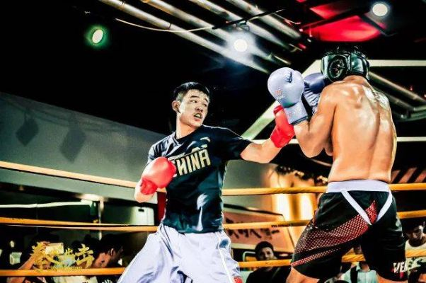 周一格斗之夜实战拆解，如何偷师职业选手的顶级立回？