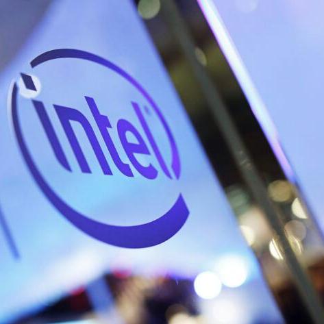 2026魔兽服务器怎么选？大数据揭秘最佳延迟与阵营比