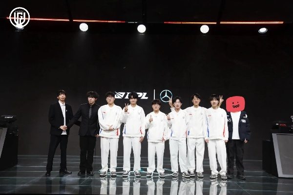 HGT对决LGD谁更强？深度复盘经典战役与战术博弈全解析