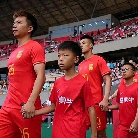 2026刀塔传奇巅峰竞技场防守阵容怎么搭？实测胜率高达98%的绝密思路