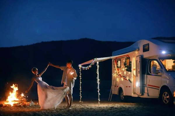 4月23日拾光旅人，房车旅行，治愈你的慢生活