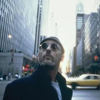 《生化危机9》小细节：里昂换装后过场动画会变