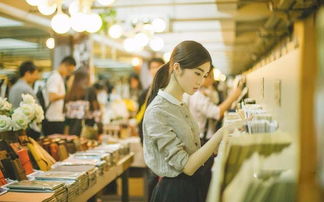 太孝顺了！《兔兔秘密花园2》能变卖家产拿生活费逛夜店