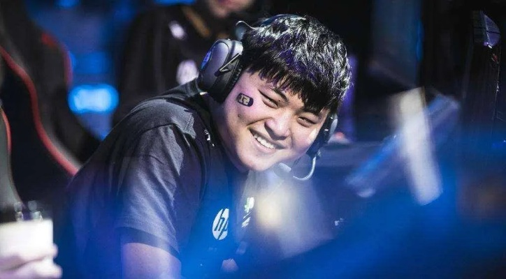 Uzi失利全解析，当神不再，是版本抛弃了走A怪？