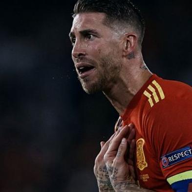 2026年RF2.0私服生存实战，如何避开烂服并快速称霸？