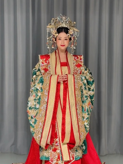 嫁衣下载教程，全网稀缺资源与安装避坑指南