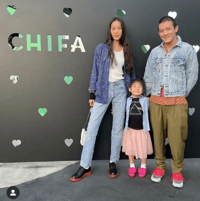 陈冠希晒女儿引热议，Alaia的顶级潮童穿搭与球鞋投资逻辑