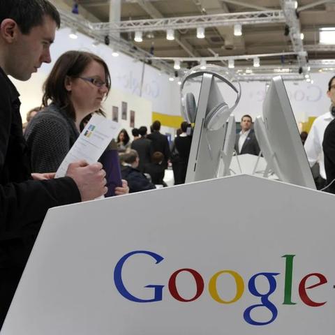 暴跌98%？库克年薪大起大落，苹果薪酬机制全解析