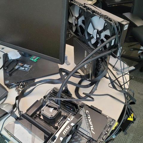 百元级战神复活？R9 280x二手显卡选购与性能实测