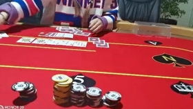 男女打扑克不仅能增进感情？揭秘情侣必玩的几种高甜互动牌局