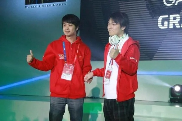 揭秘游戏风云VS PLU，谁才是魔兽争霸时代的电竞神坛？