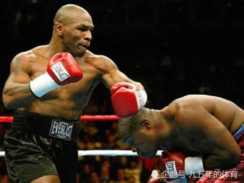 泰森VS保罗比赛复盘，为何老拳王无法压制网红流打法？