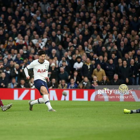 被曝光的FIFA 17截图，寒霜引擎如何革新你的足球体验？