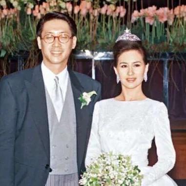 揭秘商界传奇进阶玩法，普通人如何快速构建商业帝国？