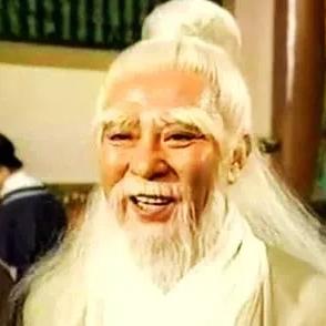 揭秘QQ自由幻想药师神装，从新手到满级装备搭配指南