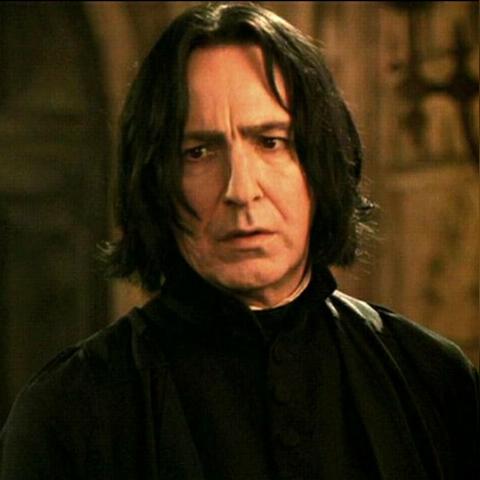 伏地魔为何必败？深度拆解死亡圣器下霍格沃茨保卫战