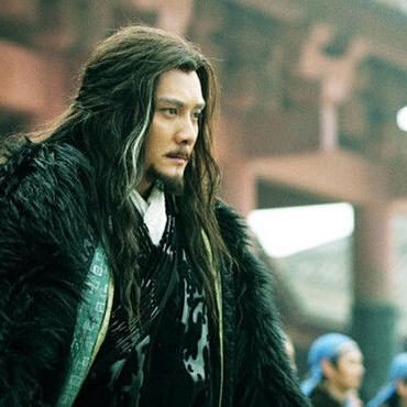 霸王深度攻略，从萌新到暴君的碎片收集与小怪养成