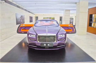 史上最强劳斯莱斯闪灵Black Badge纯电轿跑发布,啥亮点?