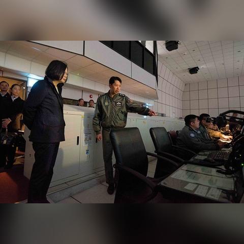 2026上分黑科技，LoL视频中心隐藏教学与意识流解析