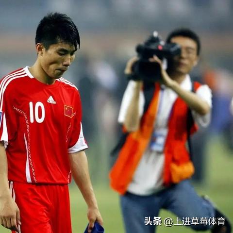 2026年热血传奇外挂下载避坑指南，防封辅助与自动挂机实战