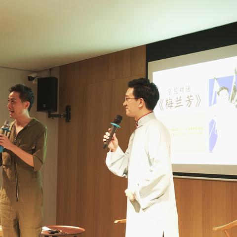 CF国外视频哪里找？外服大神绝活与隐藏彩蛋全揭秘