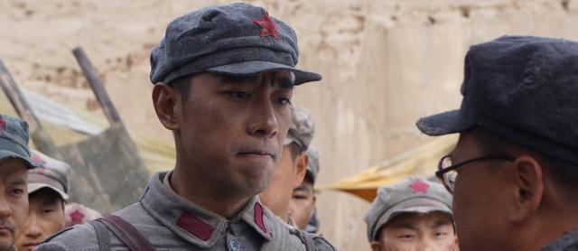 《交错战线》新手池角色盘点：抽哪个最香？