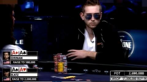 揭秘男女混双打扑克第一视角，如何用微表情读牌赢麻了？