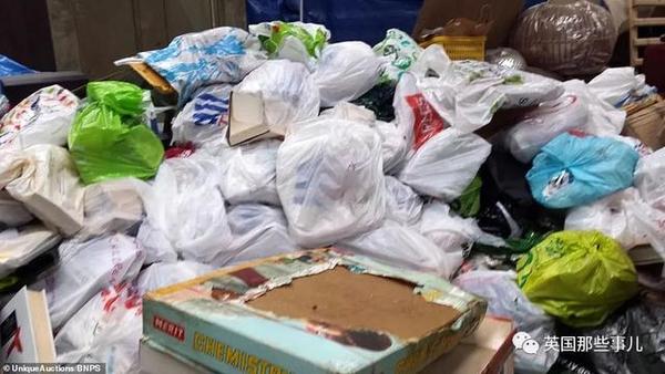 背包炸裂前必看！揭秘MMO顶级囤积党如何靠垃圾赚百万