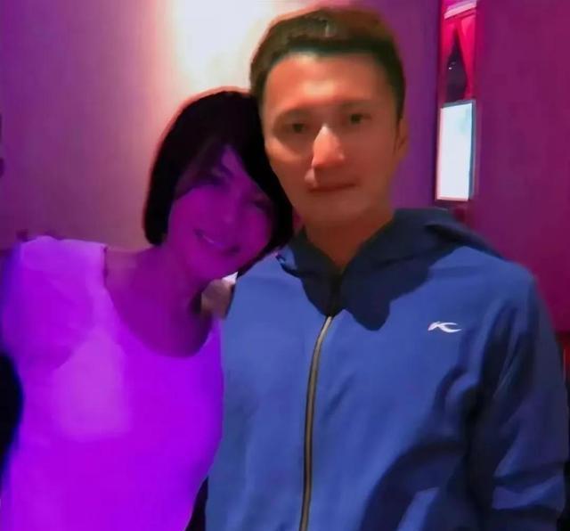 王菲谢霆锋同居照大揭秘，世纪复合后的真实生活是怎样的？