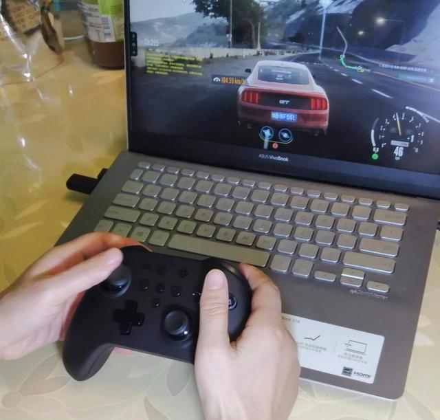 《极品飞车18》360手柄操作攻略：新手必看！