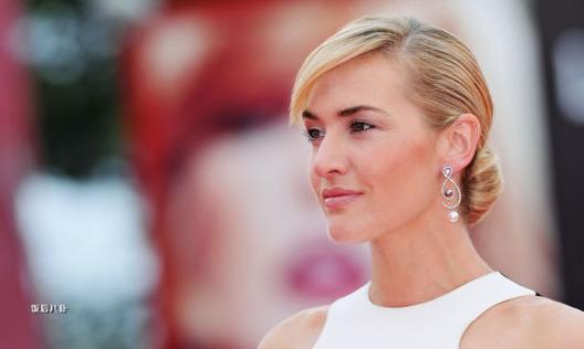 《泰坦陨落2》白金攻略：全奖杯解锁技巧揭秘