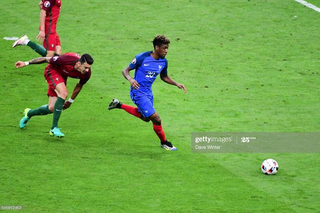 巴西飞翼边路霸主，红蓝妖刀锋芒毕露！