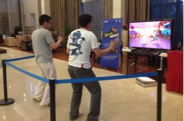 真人版切水果怎么玩才刺激？实体道具与VR团建玩法全攻略